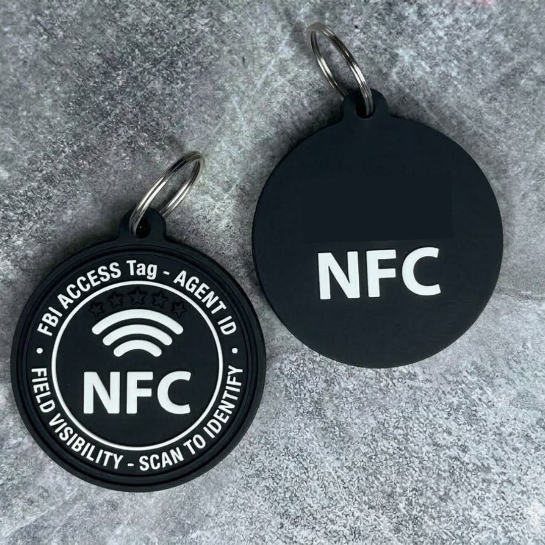 Custom PVC rubber keyrings with your design (NFC)