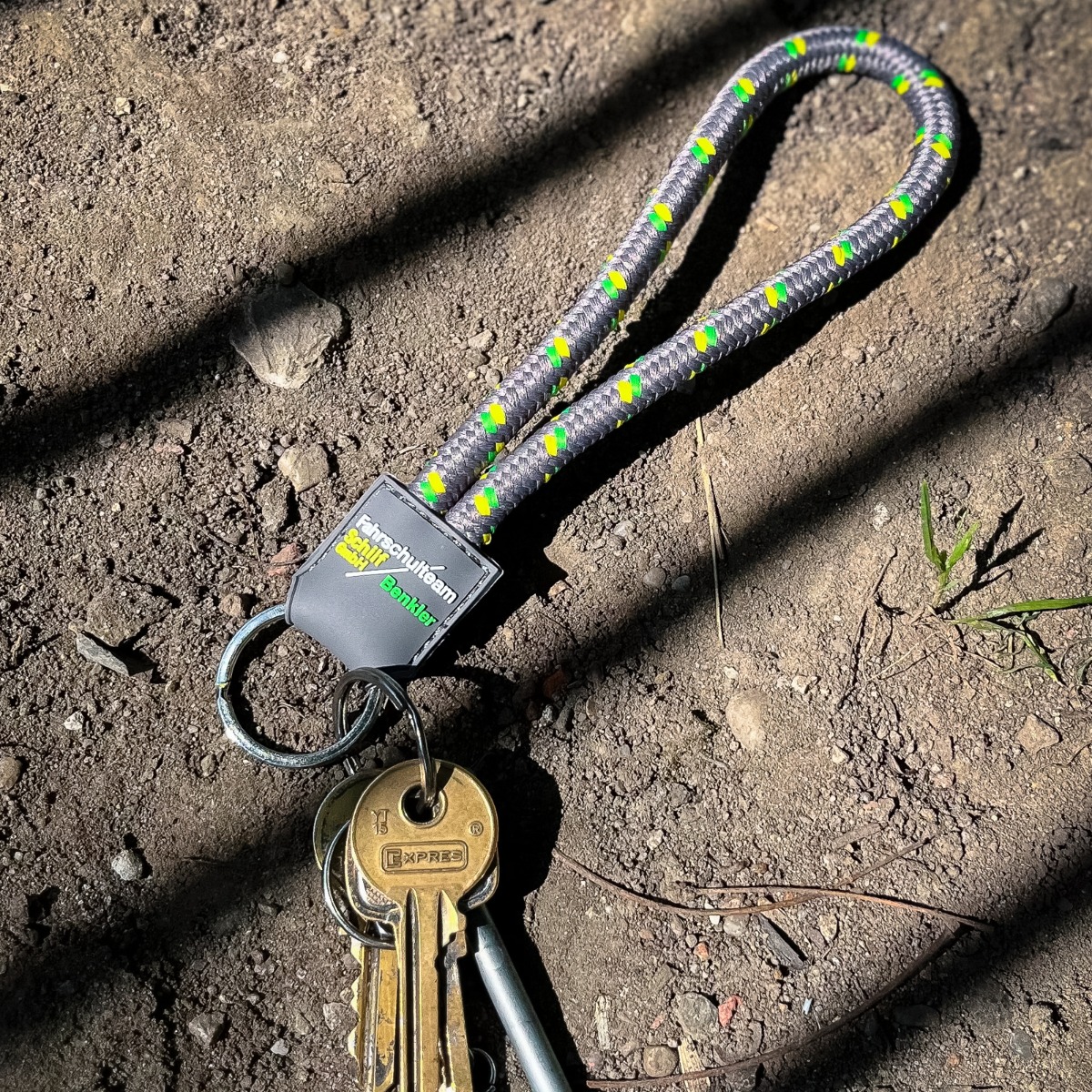 Short Rope Keyring with Custom Rubber